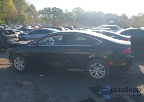 2015 Chrysler 200 Limited из США, поврежденный, VIN 1C3CCCAB8FN729529